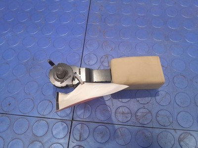 17-23 GMC Acadia 3rd Row Rear Seat Belt Buckle Left Driver Side Tan OEM 86801986