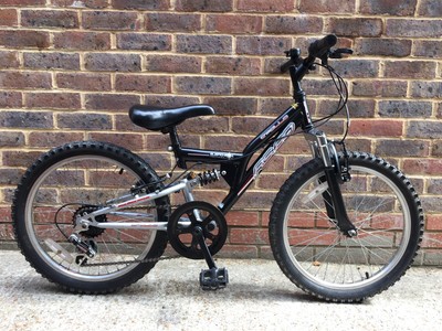 Kids/Junior / MTB Bike / 20” Wheels / 12” Frame / 6 Gears / V.G Condition 