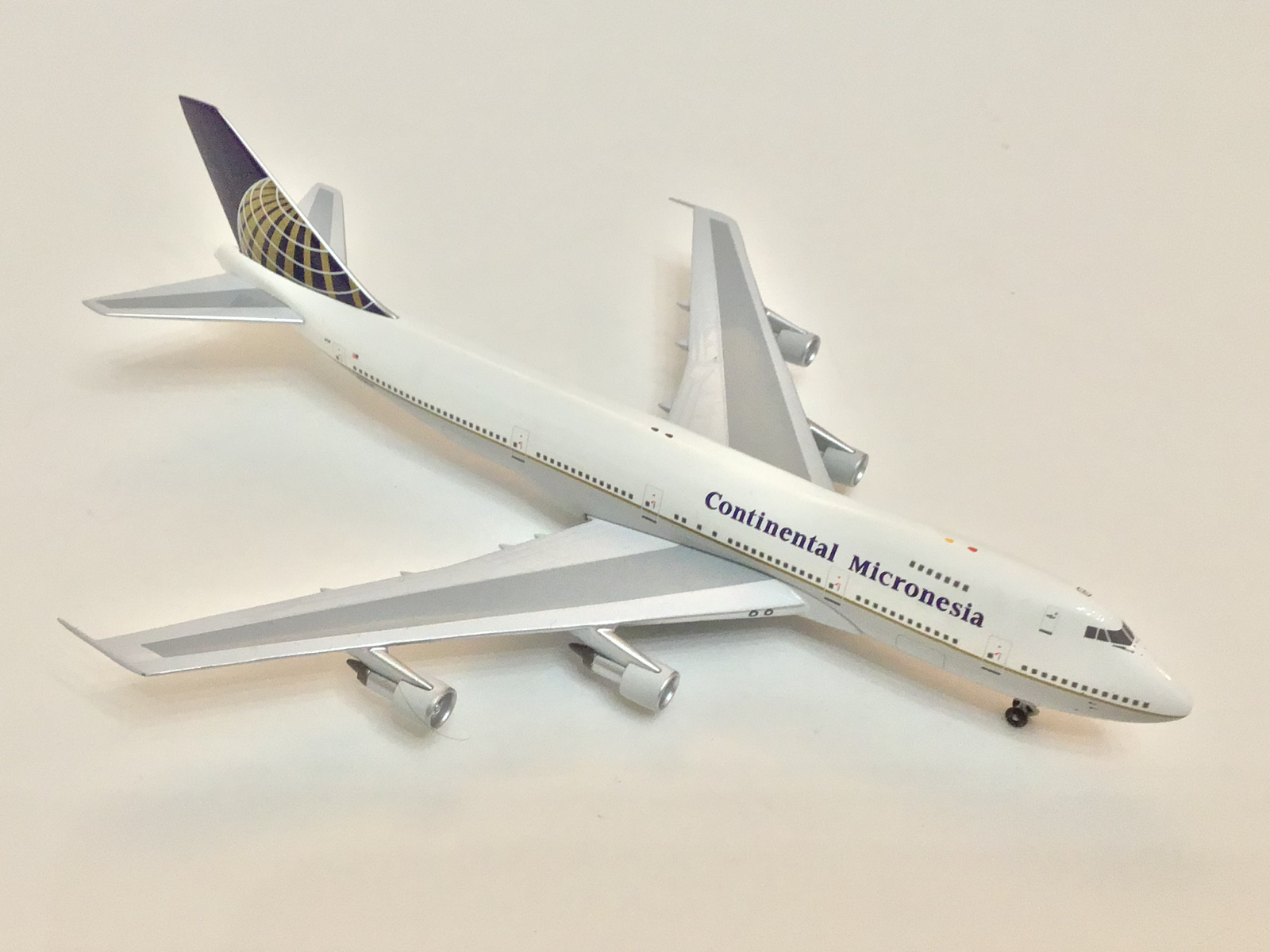 Your Craftsman400 1/400 ANA B747-400 2機 Your Craftsman400 1/400 ANA B747-400 2機