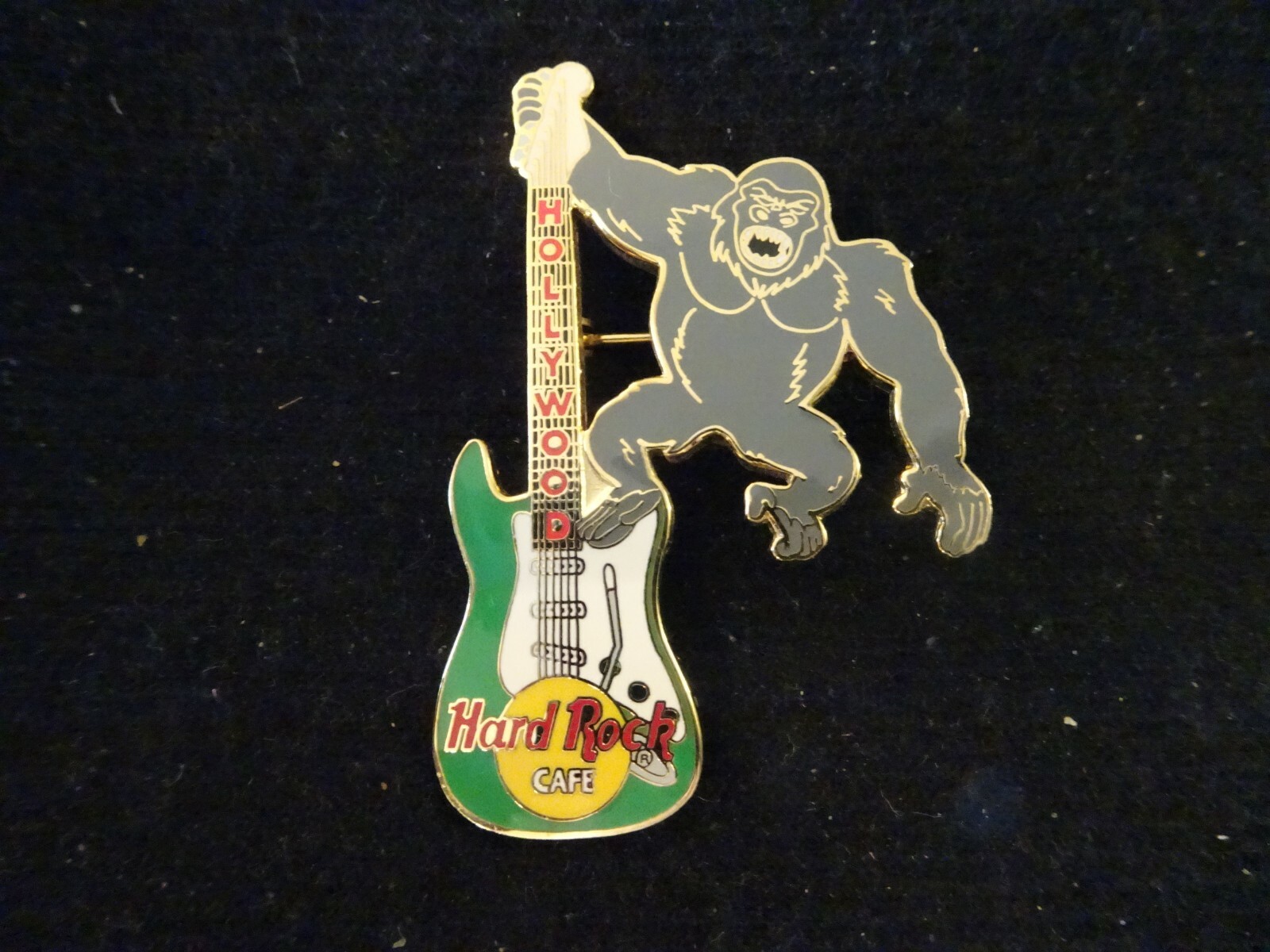 Hard Rock Cafeギターピンズ　ネームタグ　ローリングストーンバッグ Hard Rock Cafeギターピンズ ネームタグ ローリングストーン