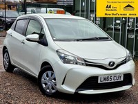 2015 Toyota Yaris 1.33 Dual VVT-i Design Hatchback 5dr Petrol Multidrive S Euro 