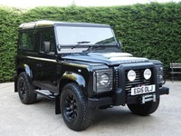 2015/15 LAND ROVER DEFENDER 90 2-2TDCI XS PREMIUM STATION WAGON ONLY 9,000 MILES