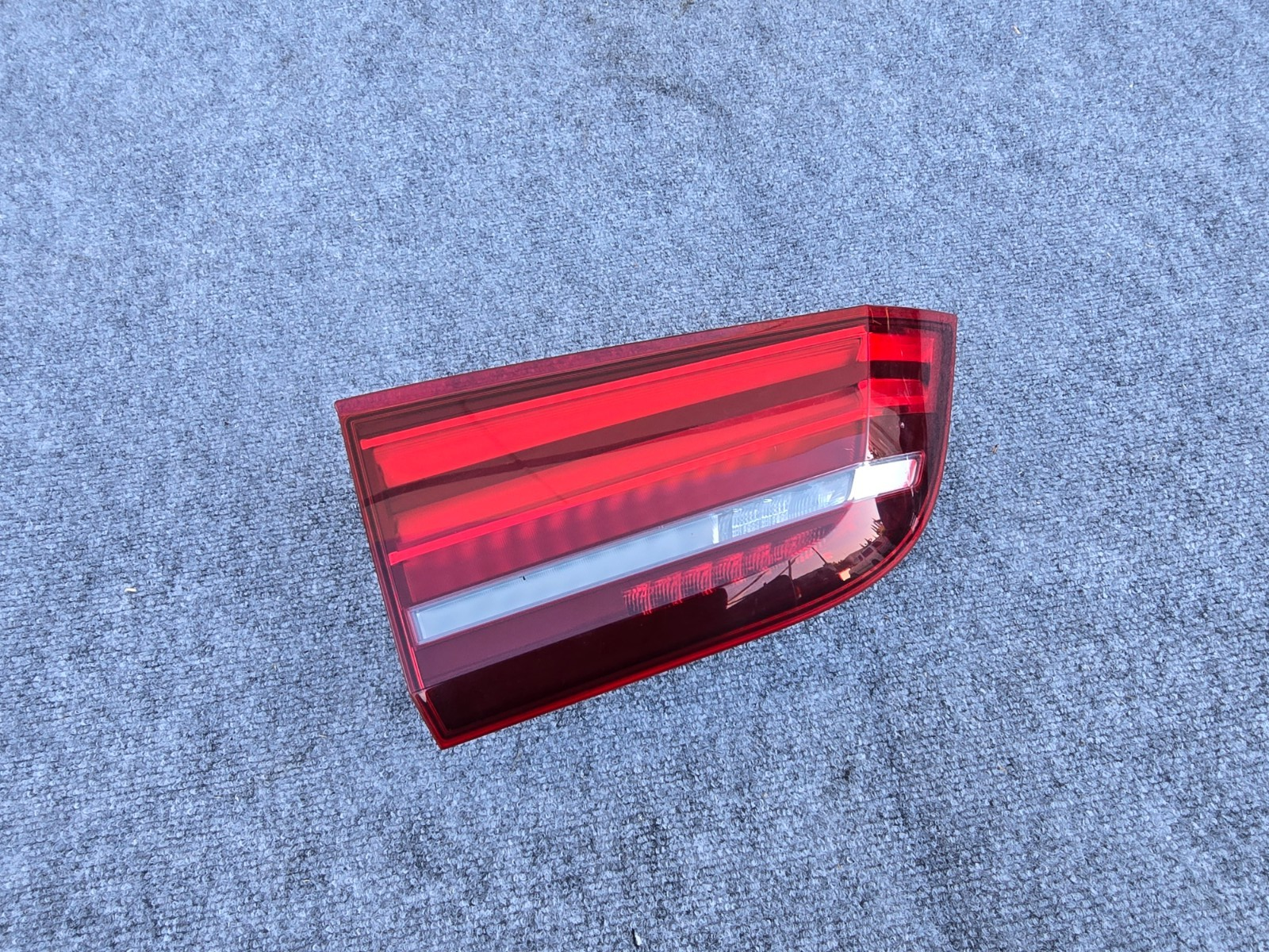 LEFT DRIVER SIDE INNER TAILLIGHT LIGHT LAMP OEM 87K 2014-2018 BMW X5 F15
