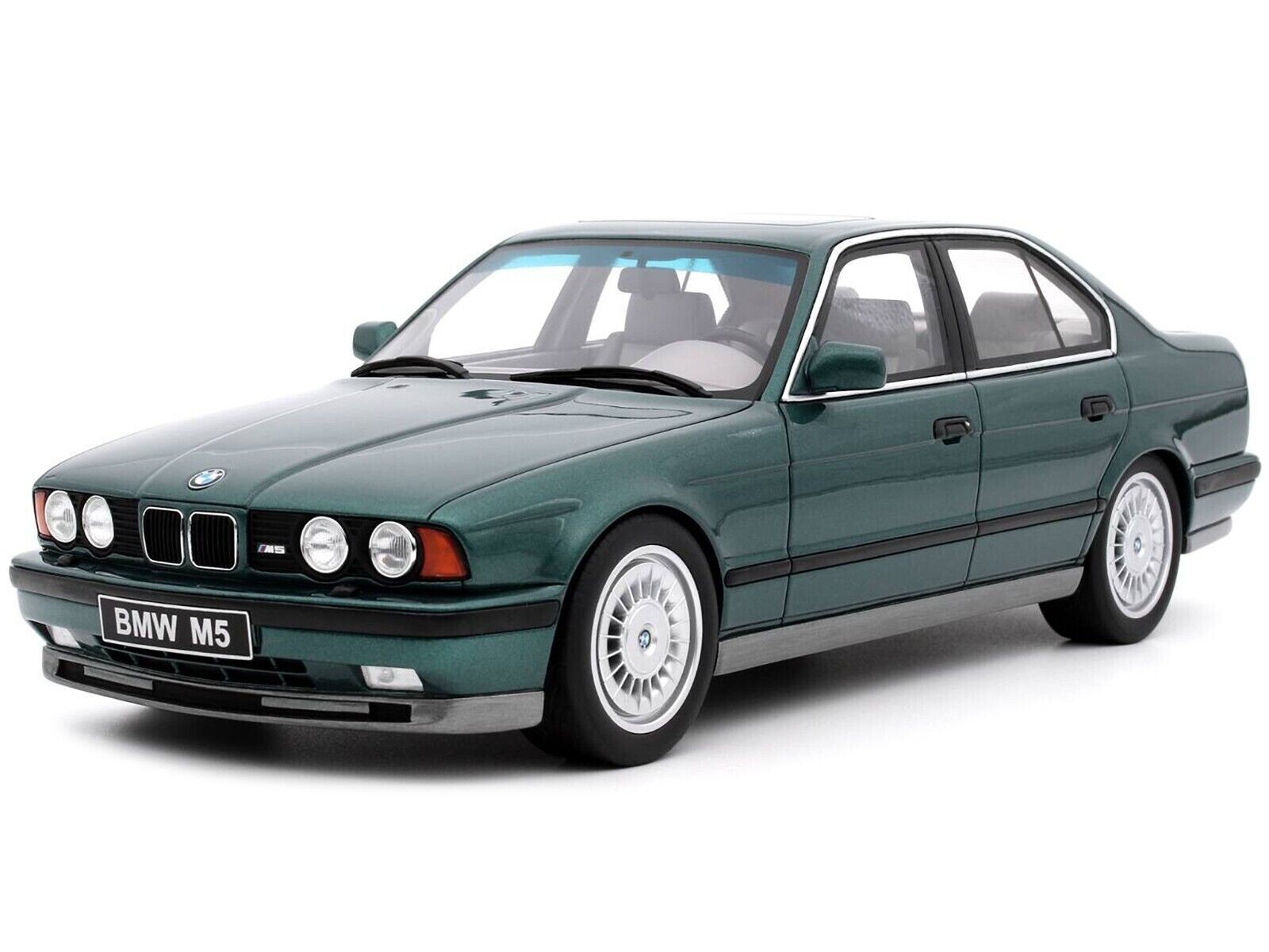 BMW M5 (E34) 1/43 スケールモデル 1:43 BMW 5er E34 custom - minichamps | eBay