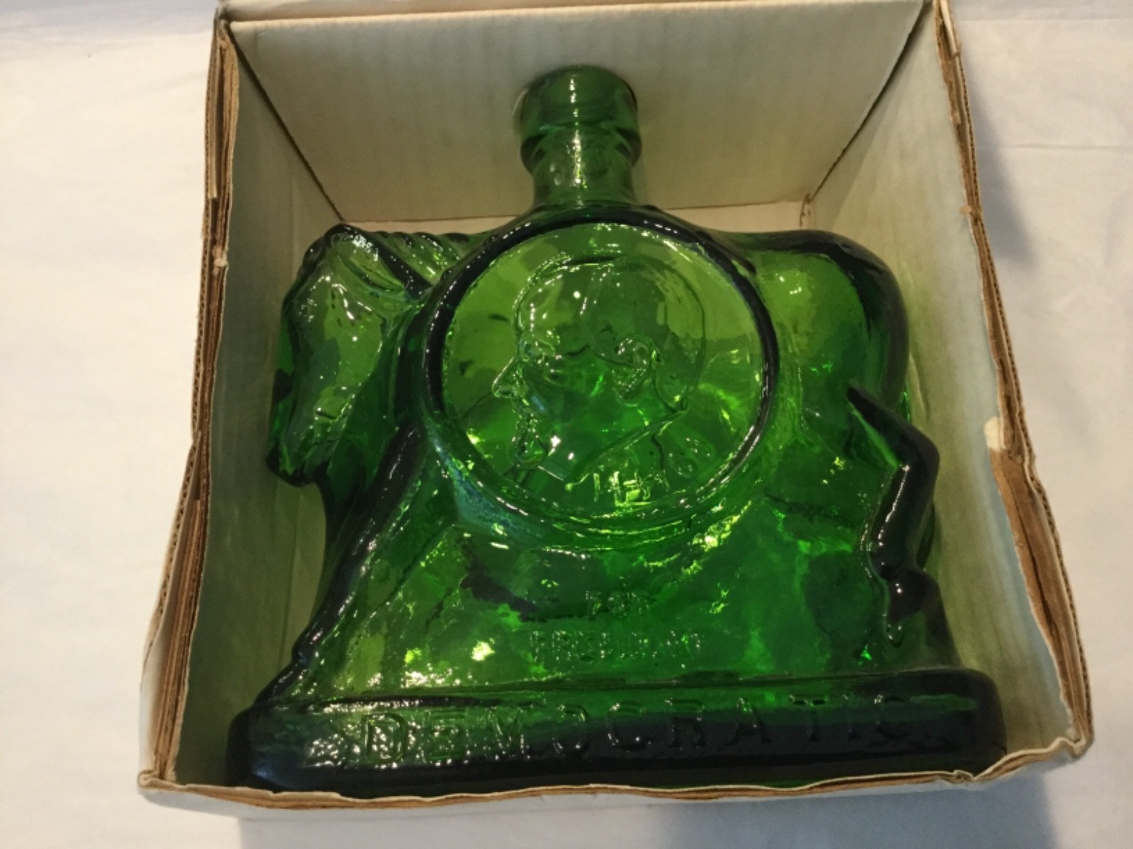 Democratic Campaign Bottle 1969 Humphrey Muskie in original box