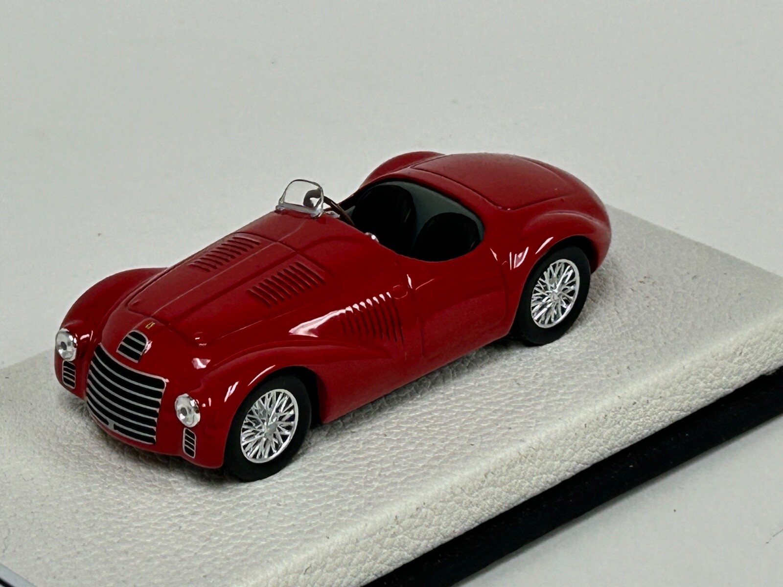 お*ん様 Ferrari 125 S 1947 フェラーリスカーフ希少　月初価格 お*ん様 Ferrari 125 S 1947 フェラーリスカーフ希少 月初価格