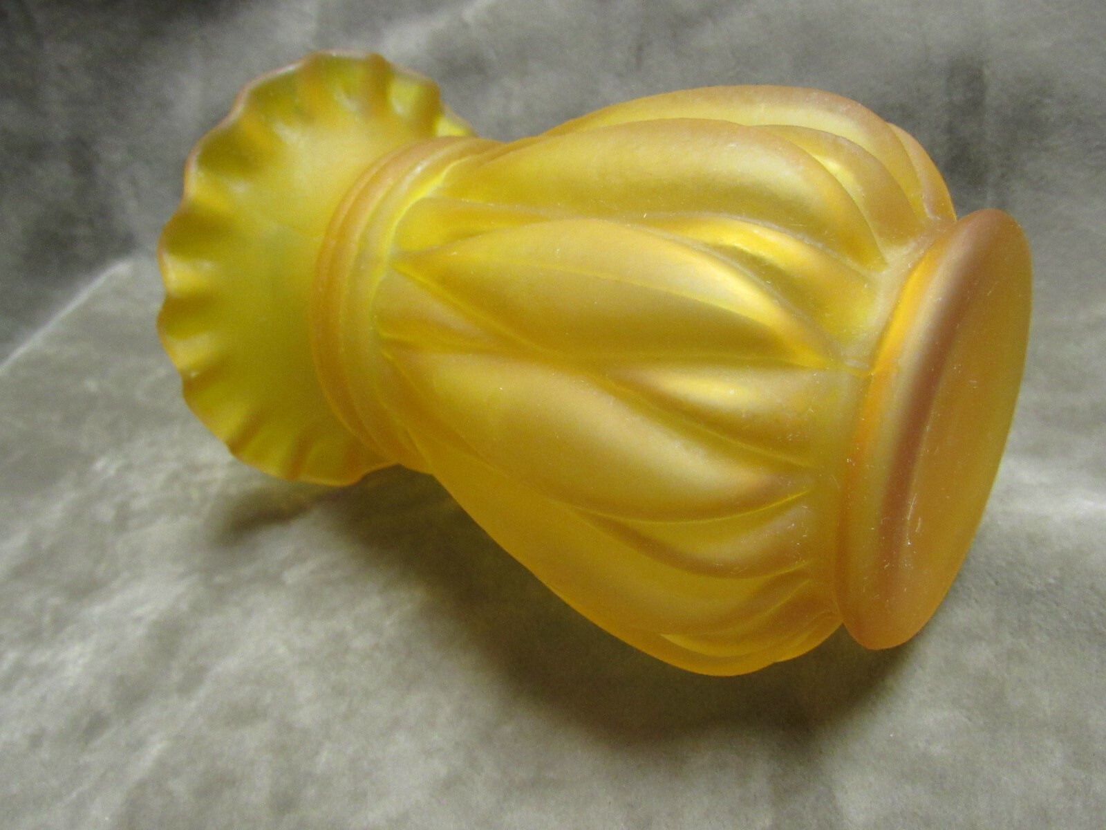 Vintage 1970's Kanawha Glass Amber satin Pleated Design Ruffled Top Vase
