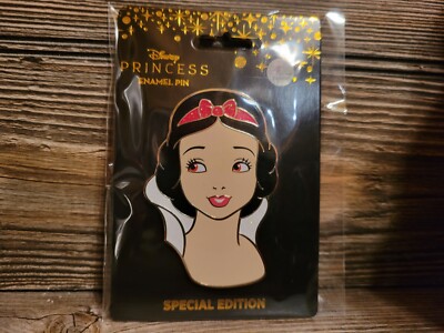 Disney Pink A La Mode Portrait Series Royal Court Snow White Pin