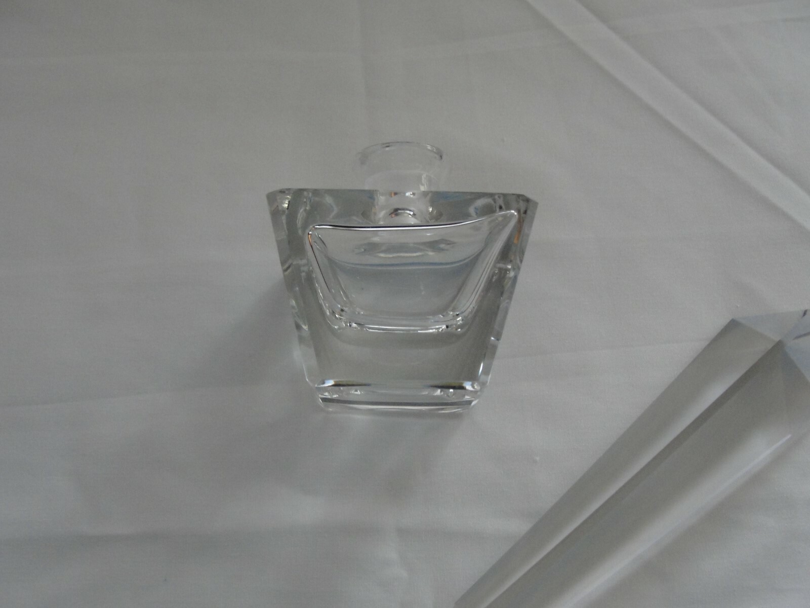 VINTAGE ART DECO LEAD CRYSTAL PERFUME BOTTLE AND STOPPER  BEAUTIFUL!!