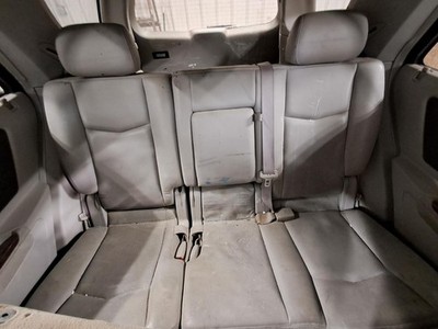 2006 Cadillac Srx 2nd Seat Rear Back Row Second OEM Assembly