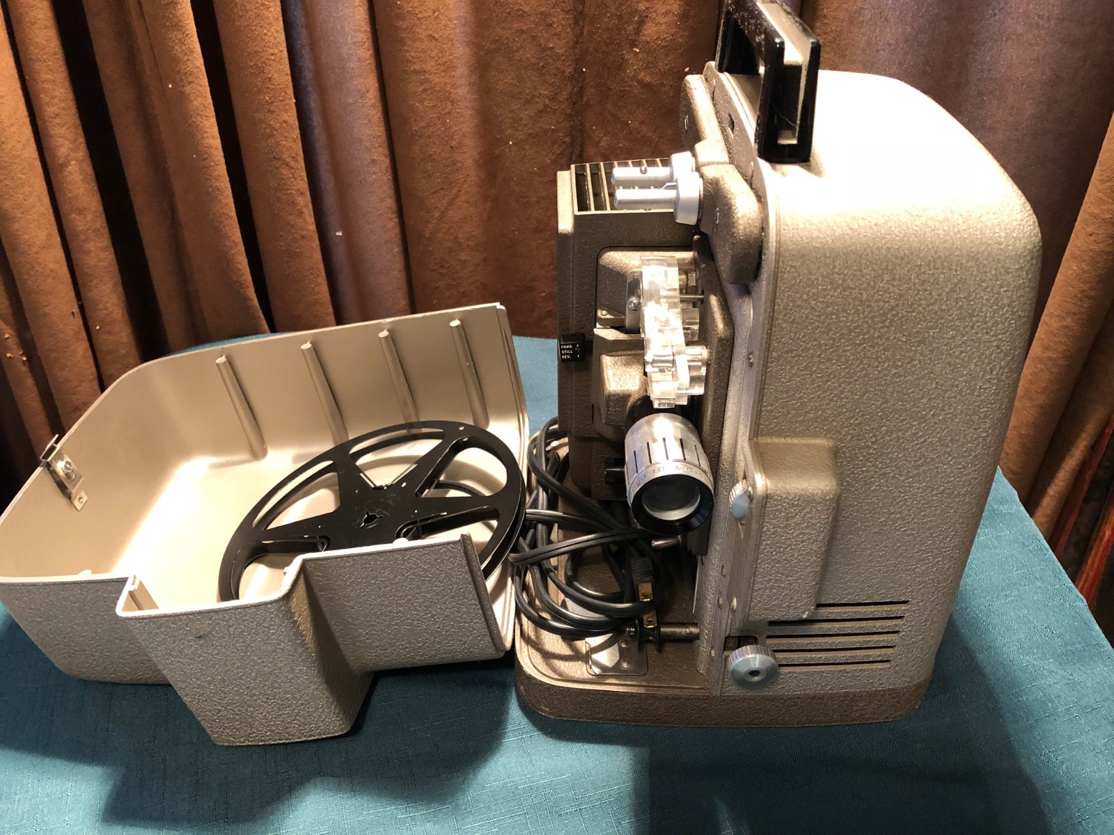 Vintage BELL & HOWELL 245PA Autoload 8mm Movie Projector Working +Reel NICE!!