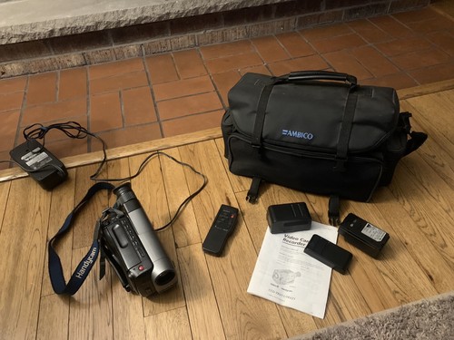 SONY Video8 Handycam CCD-TRV11 ② Sony Handycam CCD-TRV11 Video 8 With Storage | eBay