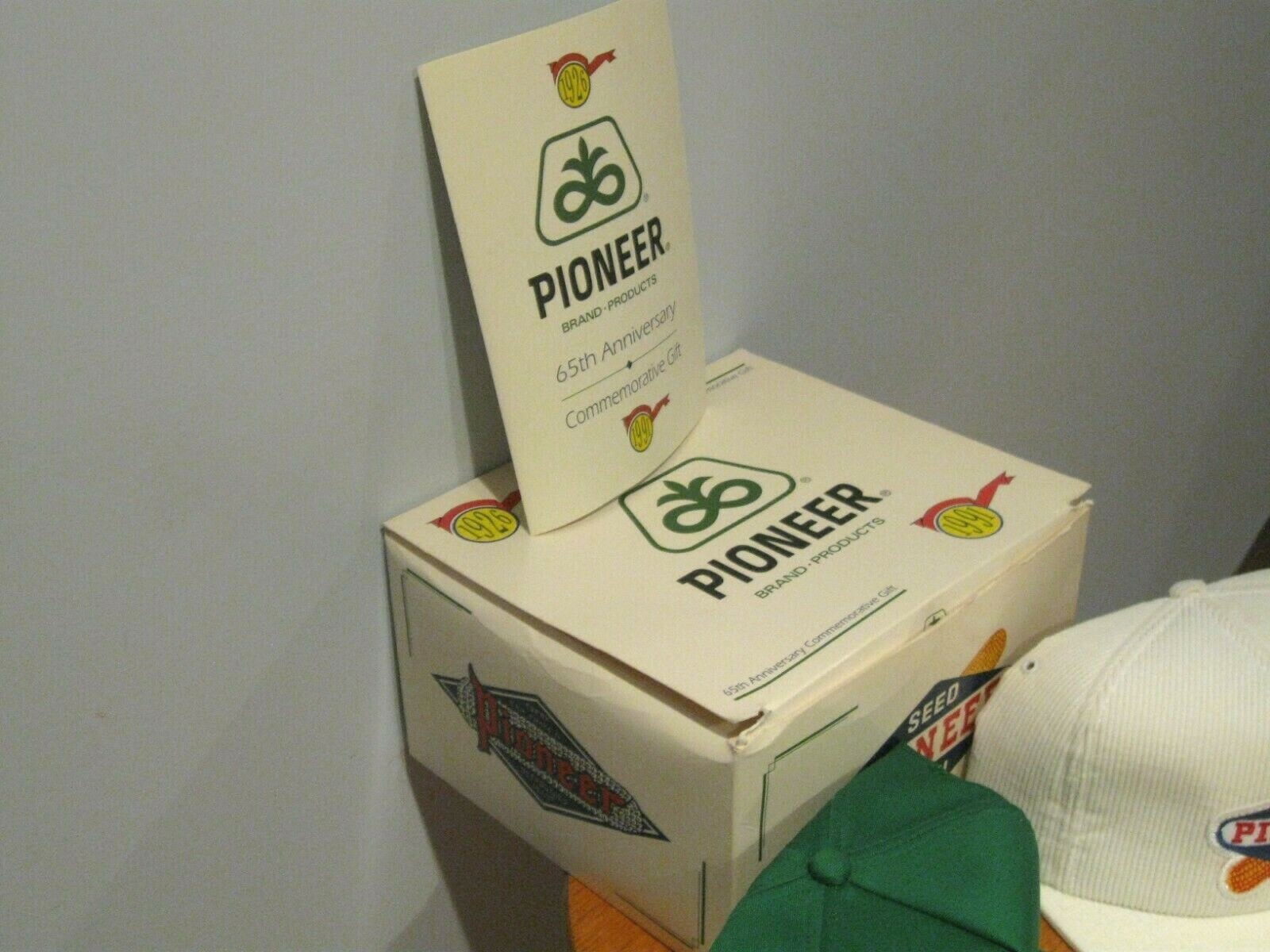 Vintage PIONEER SEED CORN SnapBack Trucker Hat Cap,NEW IN BOX, 65th Anniversary