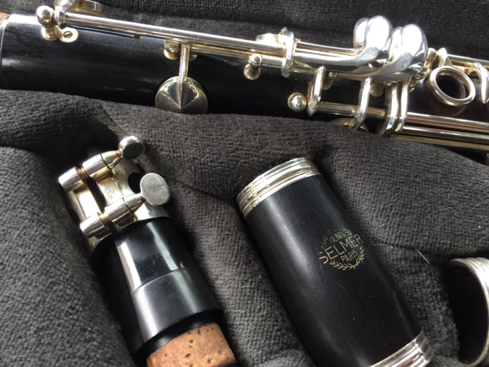 Selmer Paris MG-294 Omega wooden clarinet with case nice shape!