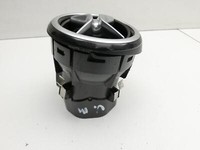 Mercedes W246 B180 14-18 Luftdusche Luftdüse Mitte Links Mercedes W246 B180 14-18 22.11.2016 A2468304100 gebraucht Vorschau 2