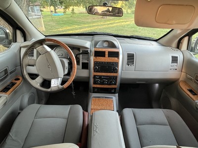 image 6 of interior
