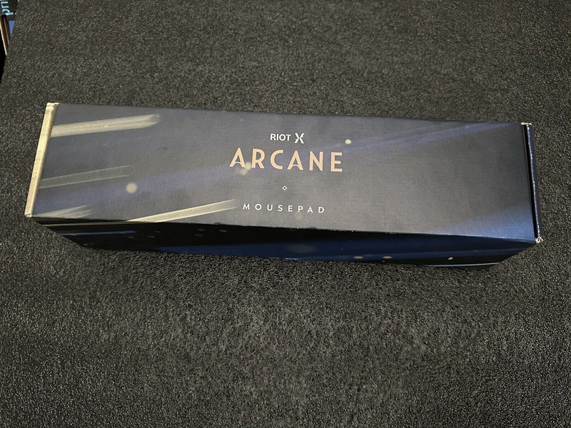 Riot Games League of Legends Arcane - Undercity Nights Collectible