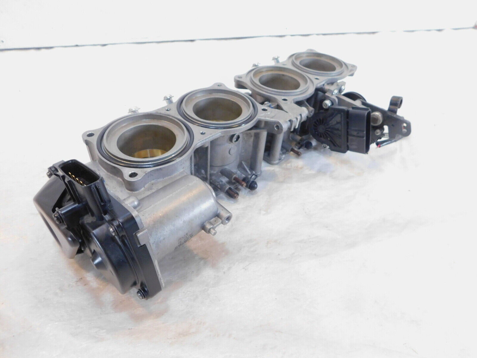 2018 2019 2020 2021 Kawasaki Ninja H2 SX SE + ZX1002 Intake 2018 2019 2020 2021 Kawasaki Ninja H2 SX SE + ZX1002 Intake