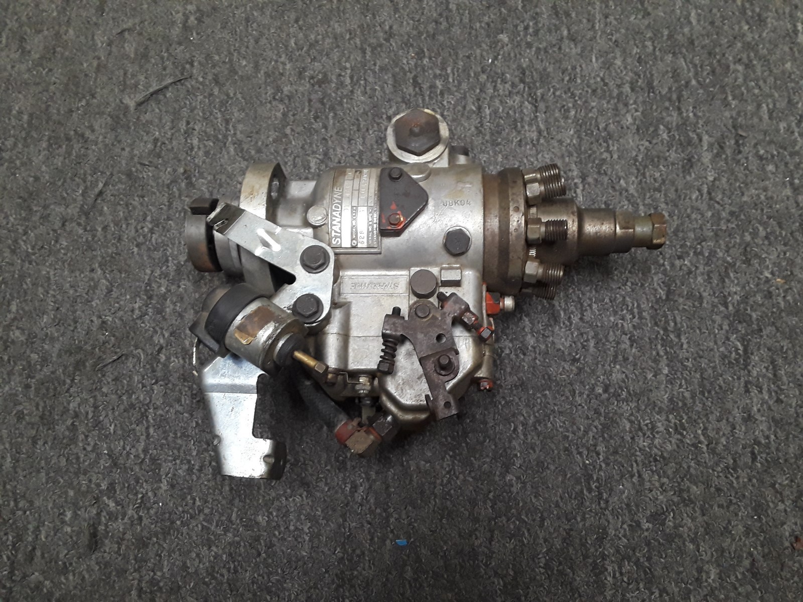 タンチュン Amazon.com: 0928400818 Fuel Pressure Regulator Valve, ZDTOPA