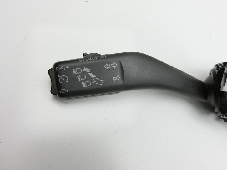 VW Touran 1T3 06-10 Lenkstockschalter Blinkerschalter Blinker VW Touran 1T3 06-10 25.09.2009 1K0953513G 01103512... Bild 2