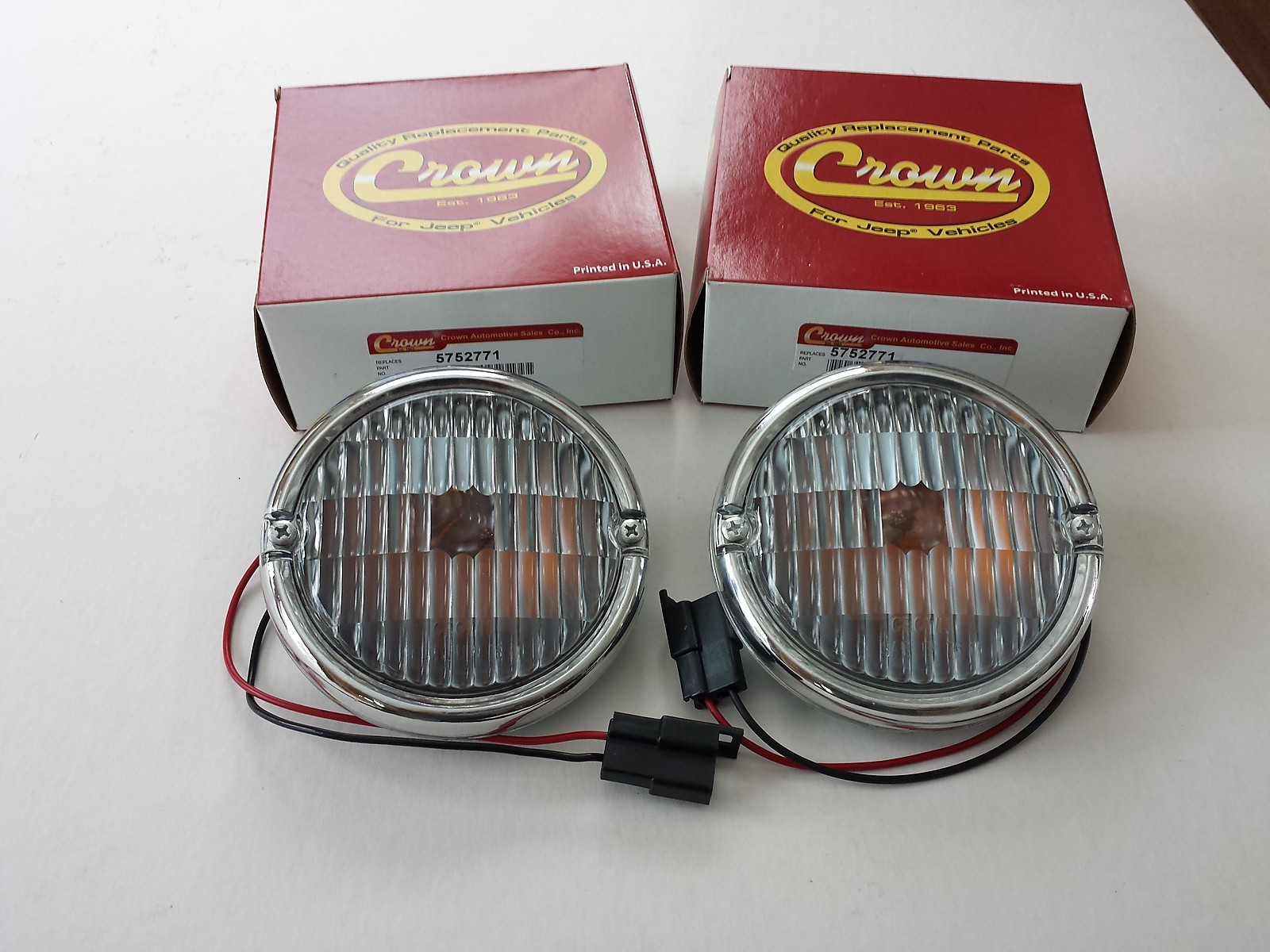 bigskygo76　1207 1976-1986 Jeep CJ5 CJ7 CJ8 Front Signal Parking Lamp Pair