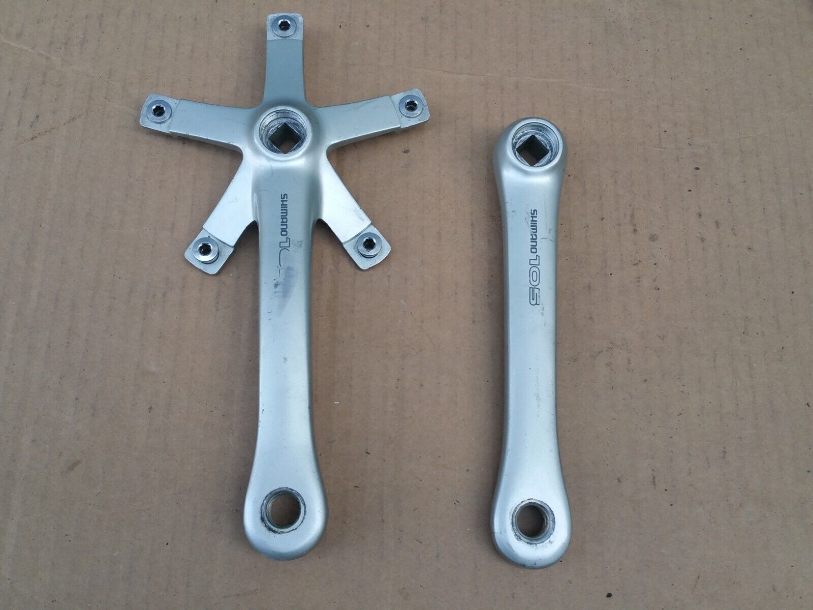 Vintage 90s Shimano 105 Double Road Bike Crankset 172.5mm Vintage 90s Shimano 105 Double Road Bike Crankset 172.5mm