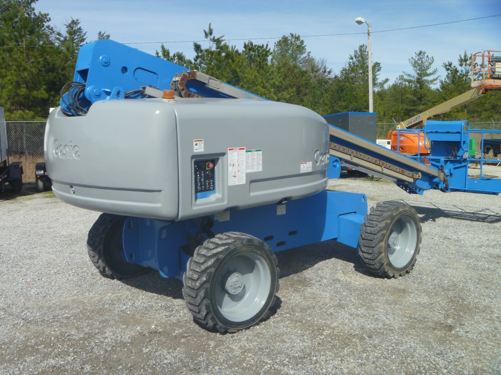 2007 Genie S60 Telescopic Boom Lift 4x4 Deutz Diesel