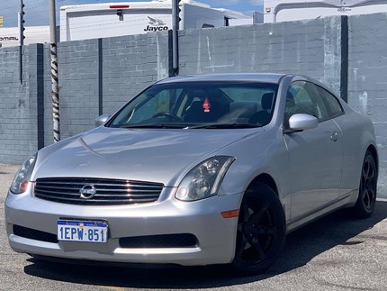 Nissan skyline v35 coupe