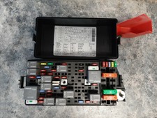 2000-2005 BUICK LESABRE PARK AVE ENGINE FUSE RELAY BOX ...