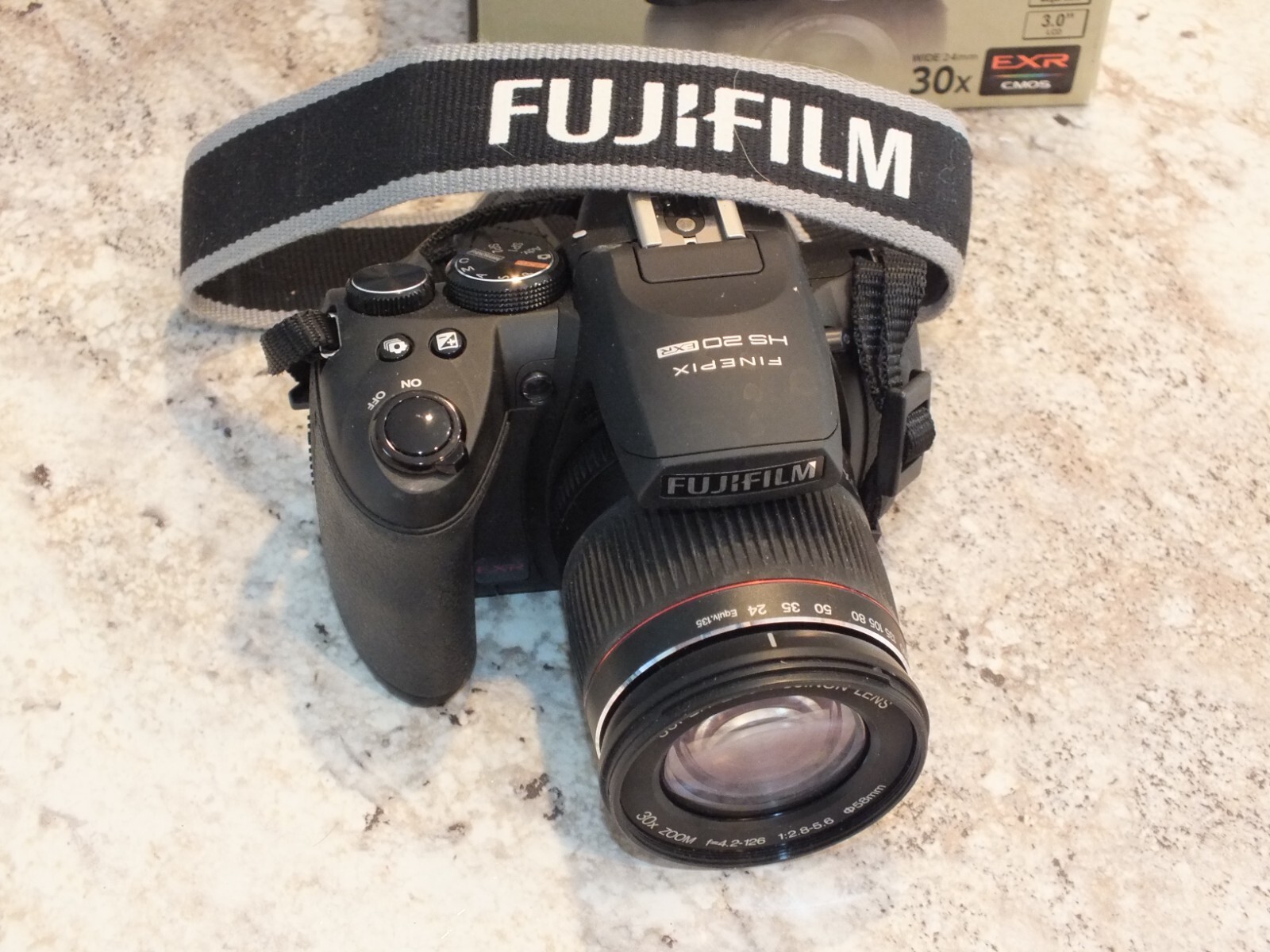 Fujifilm FinePix HS20EXR 16MP DSLR 30x Optical Zoom Camera