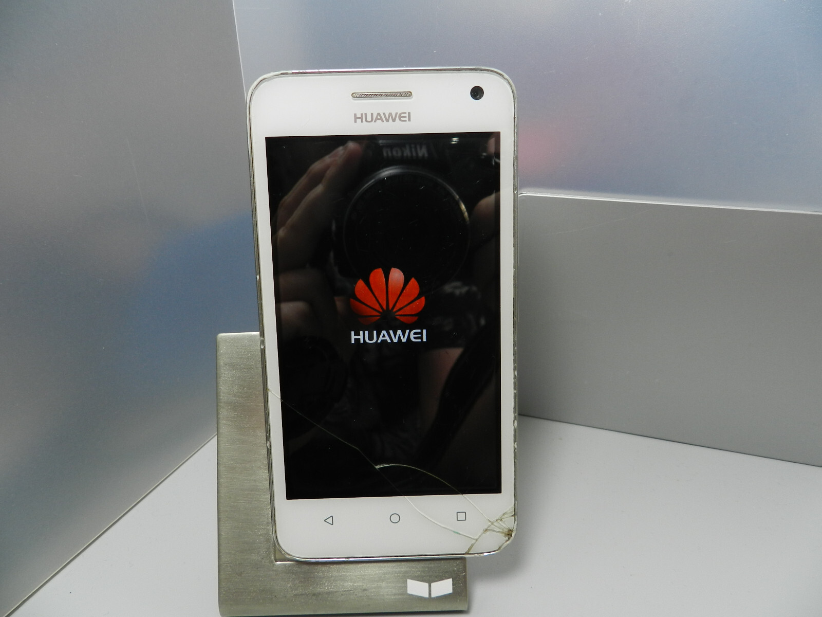 Huawei  Ascend Y360
