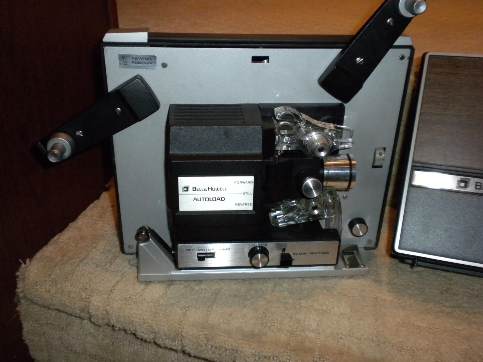 VTG Bell & Howell Autoload Motion Picture Movie Projector 462A MCM Super 8 Works