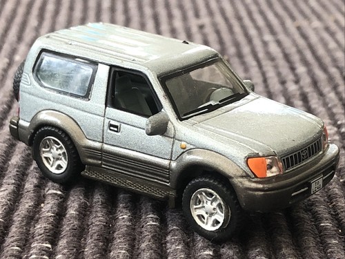 HONGWELL 1/72 Mercedes Vito ② 8台 HONGWELL 1/72 Mercedes Vito ② 8台 - メルカリ