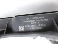 Tesla Model 3 Perf 20-23 Türgriff Griff aussen Vorne Rechts PMNG Tesla Model 3 Perf 20-23 18.04.2023 1780885-00-A... Vorschau 5