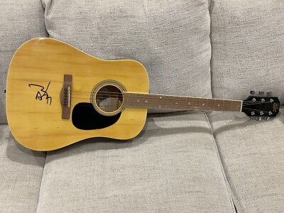 Johnny Depp Signed Full Size Guitar Beckett COA