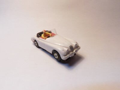 AURORA ~ JAGUAR XK140 CONVERTIBLE ( VIBRATOR ) Slot Car w Running Chassis # 1541