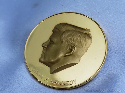 JFK John F Kennedy Rare GOLD Medal 2.6 Ozt / 64 Grams .999 Fine Gold 24k 4868