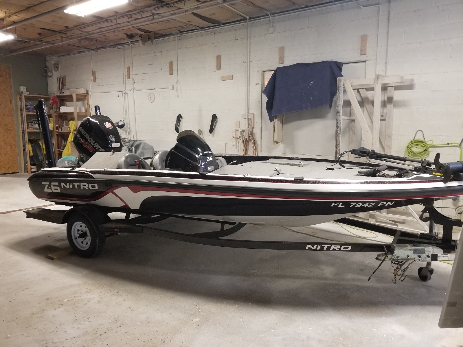 Bass boat nitro z6