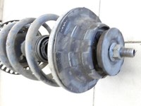 VW T5 7H 03-09 Kasten Stossdämpfer Federbein Vorne Rechts VW T5 7H 03-09 16.07.2003 JZW698151Q gebraucht Vorschau 2