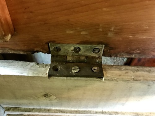 18TH CENTURY MULE CHEST/CHEST OVER DRAWER/BLANKET CHEST IN SOLID BIRCH