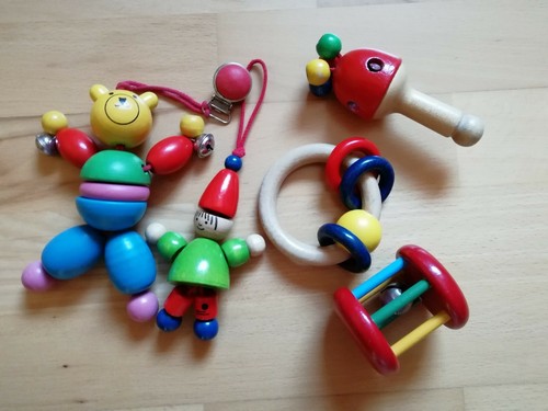 Selecta Girali, Brio Klingelrassel, Holzspielzeug, Baby