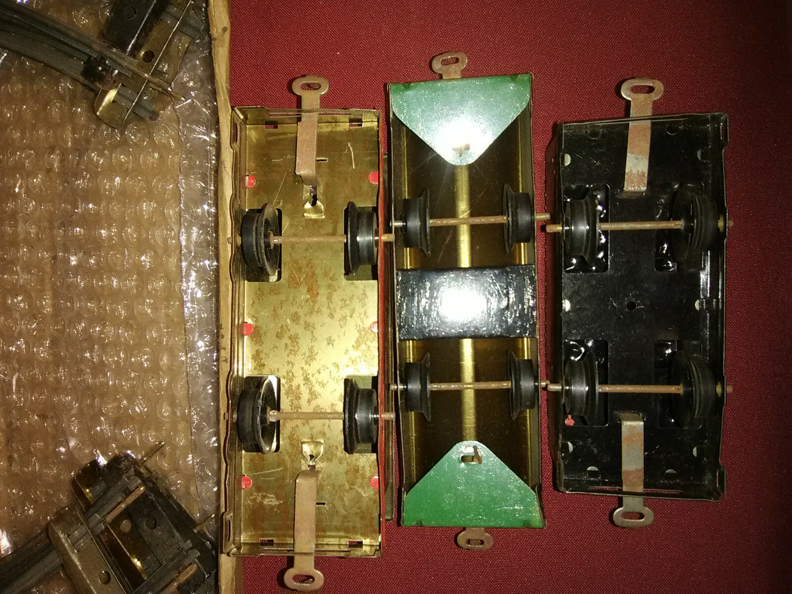 HAFNER WIND UP METAL TOY TRAIN WYNDOTTE #2157 ORIGINAL BOX TRACK RUNS FAST!