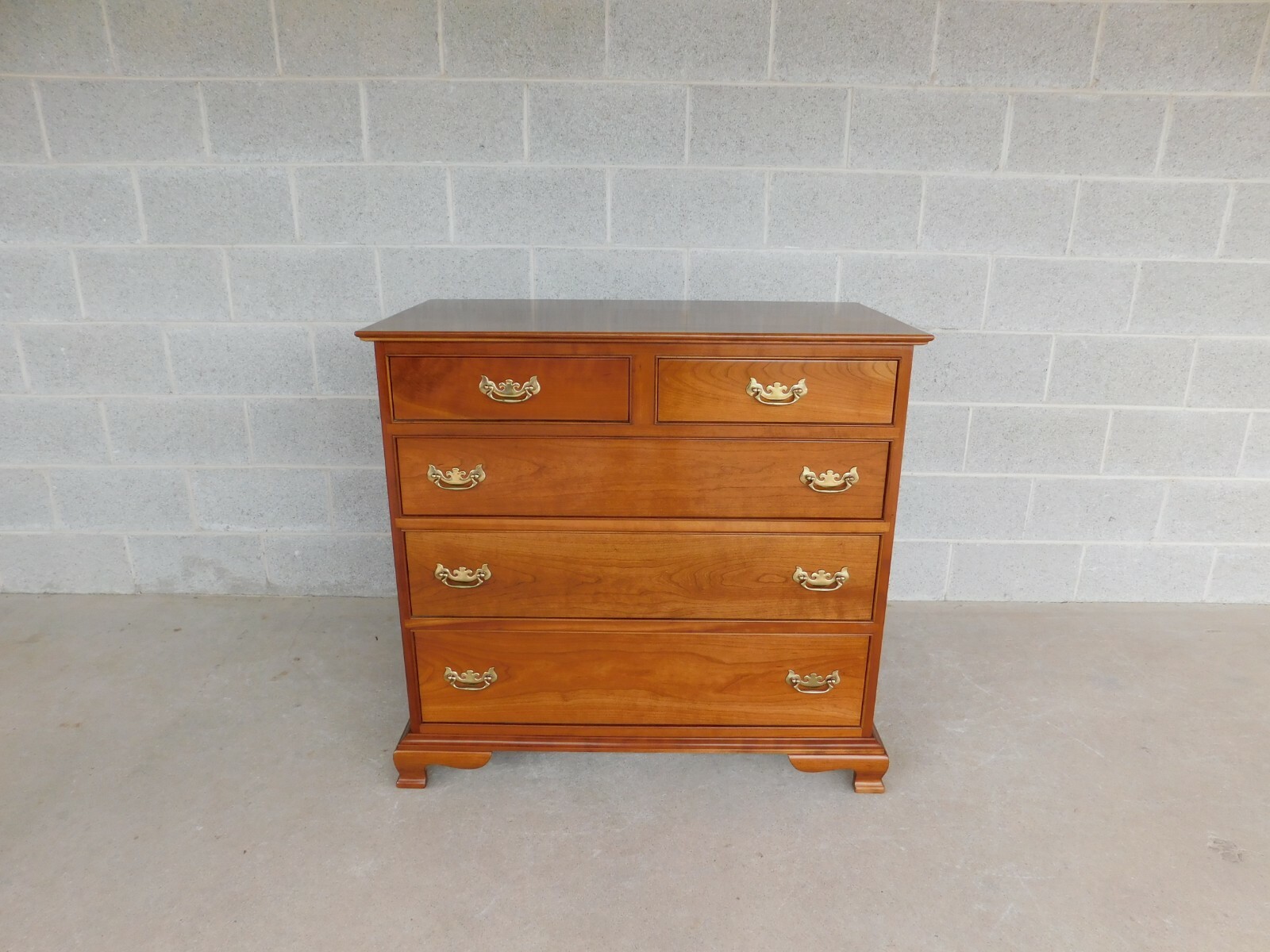 graco brooklyn 5 drawer chest