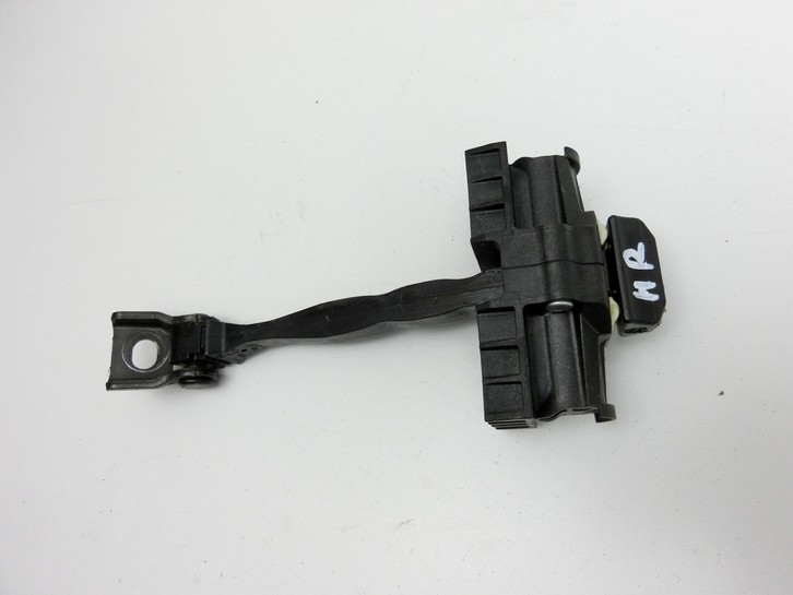 Skoda Octavia 17-20 Break Türfangband Türbremse Türanschlag Rechts Hinten Skoda Octavia 17-20 09.11.2017 gebraucht Bild 2