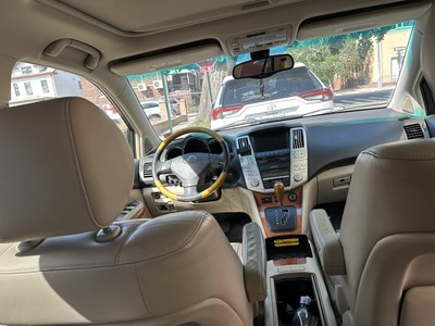image 7 of interior