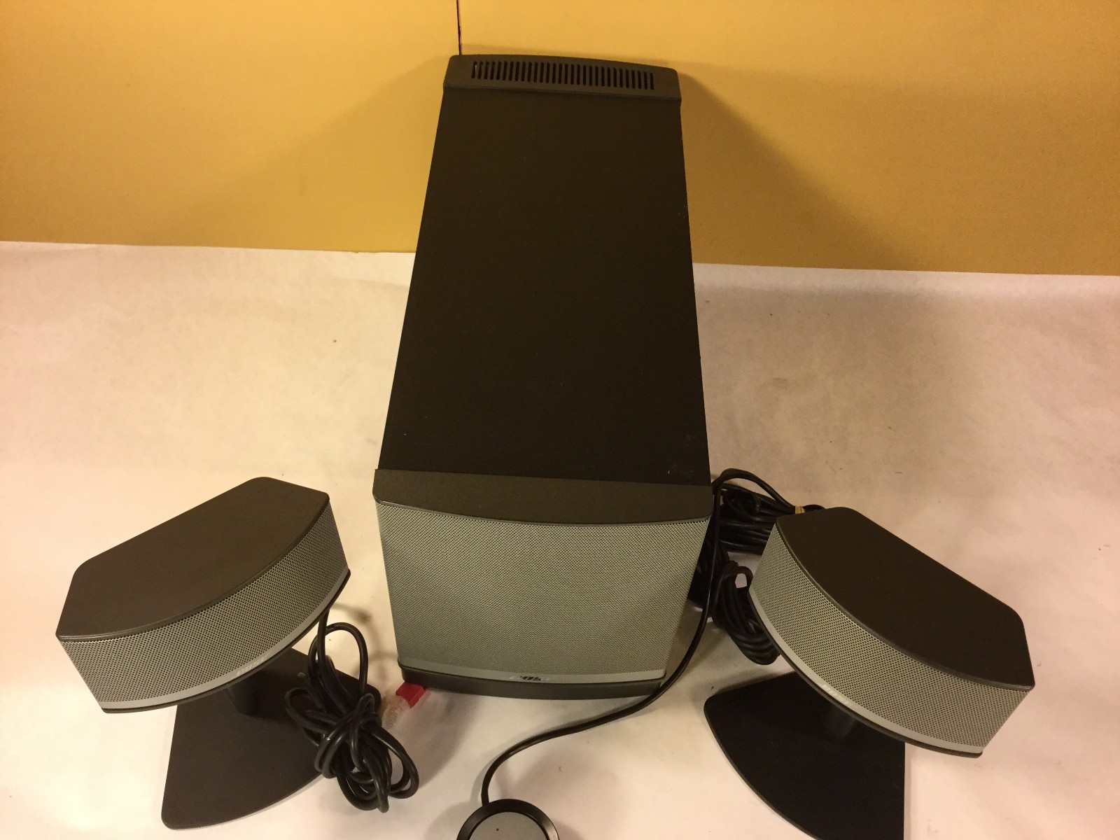 Bose Companion 5 Speaker System -WORKS GREAT-