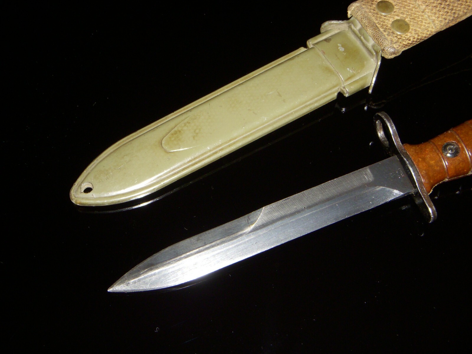 M1 Carbine Italian Bayonet & Scabbard M1 Carbine AET 1958 Military issued 59858