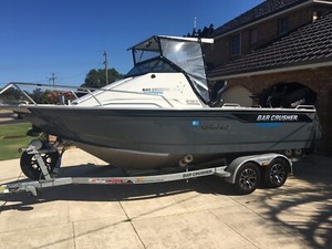 bar crusher 615c gen2 140hp suzuki -70hrs motorboats