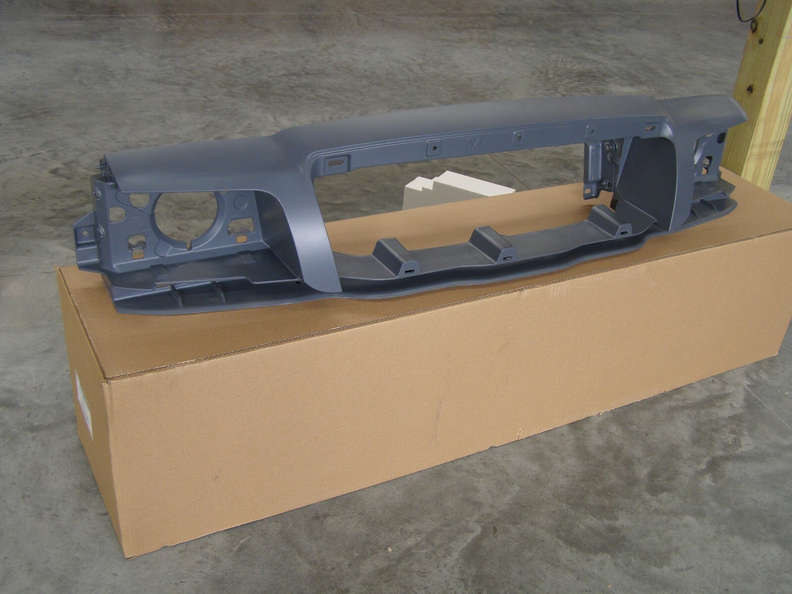 Nos Oem Ford 2006 2011 Mercury Grand Marquis Header Panel 2007 2008