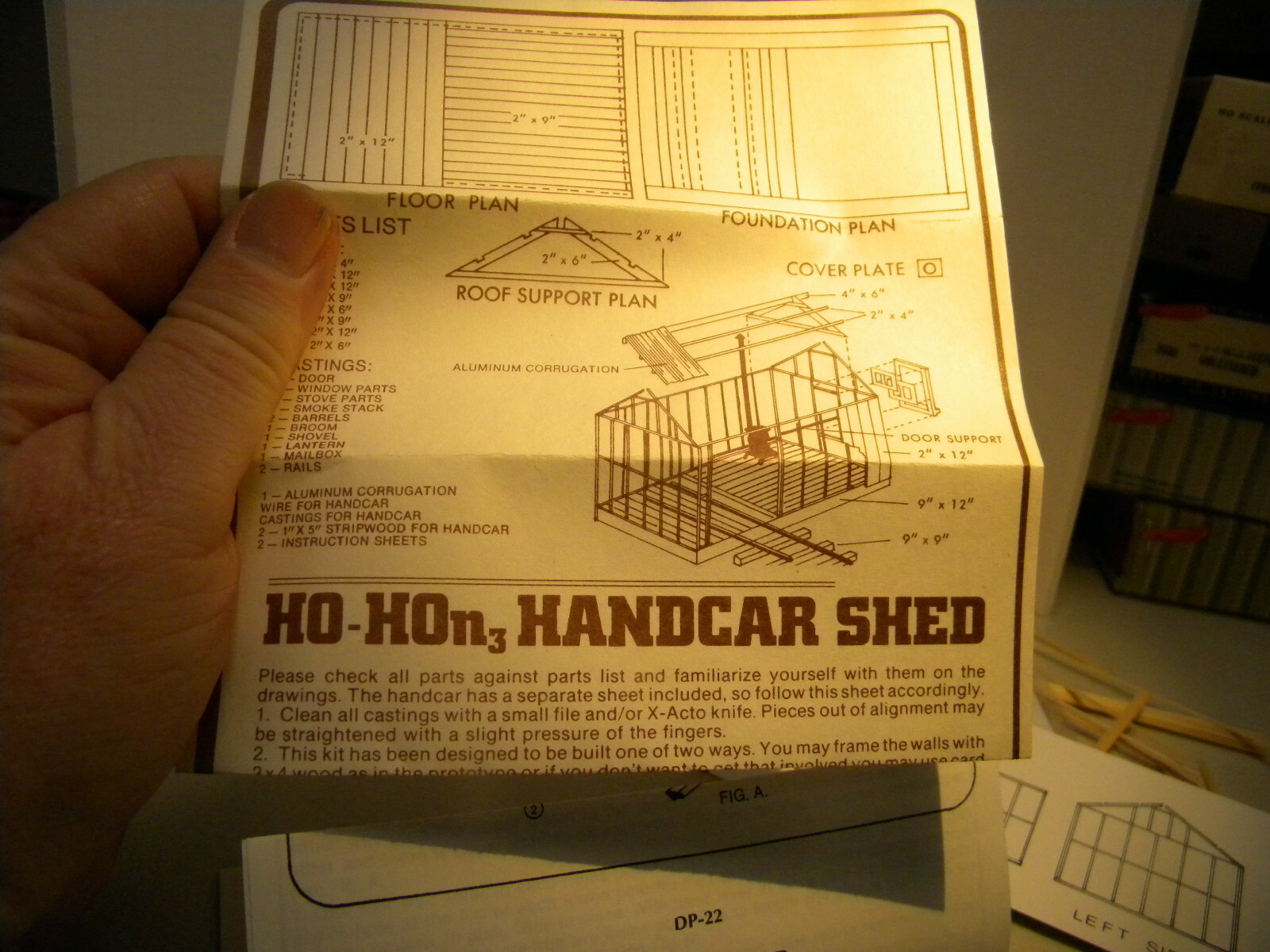 Durango Press HO Scale Details DP-32 Hand Car Shed Kit w/HO Hand Car - New OB